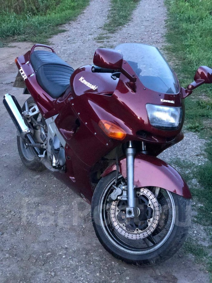 Мотоцикл ZZR 400