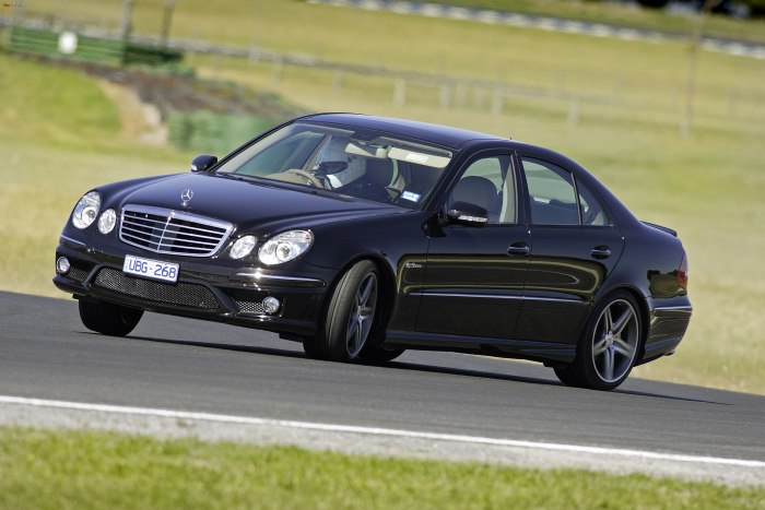 Мерседес Бенц w211