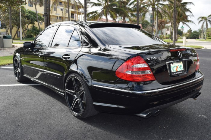 Mercedes-Benz w211