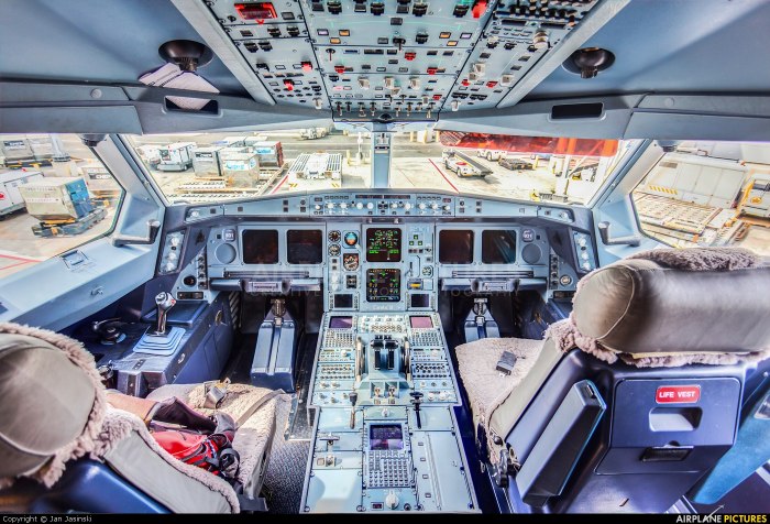 Airbus a330-300 кабина