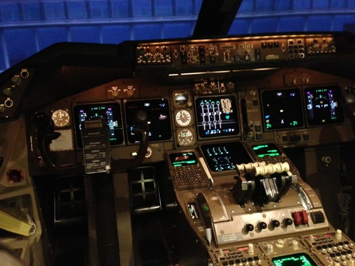 Ил 114 Cockpit