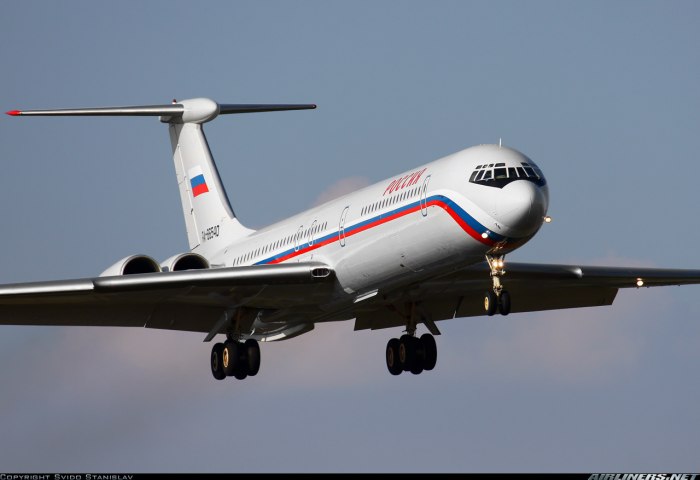 Самолет ил-62м