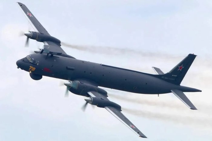 Ил 38