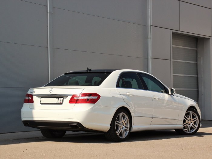 Мерседес е class w212