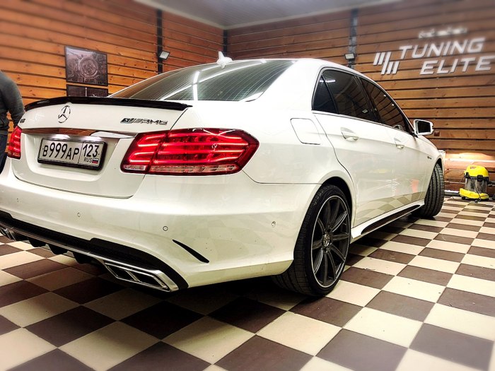 Mercedes Benz e class w212 AMG