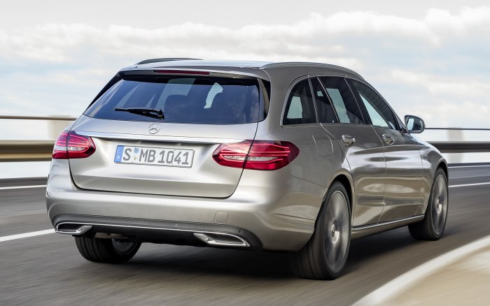 Mercedes c class универсал 2018