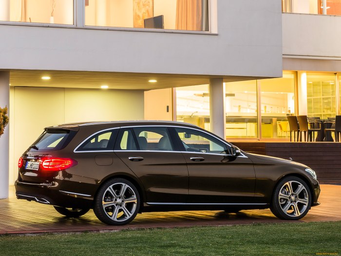 Мерседес c300 универсал