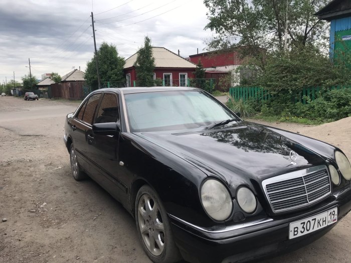 Мерседес 240
