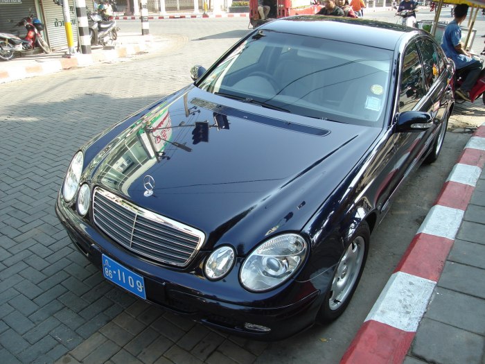 Мерседес е240 1998