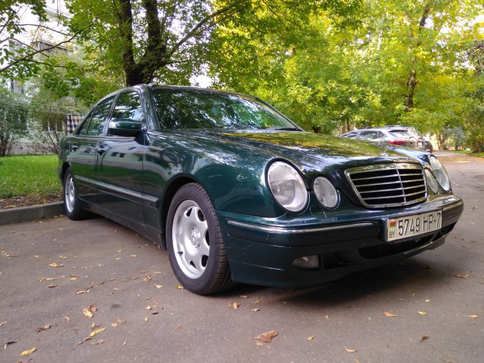Mercedes e240 2000