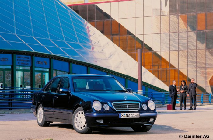 Mercedes Benz e class w210