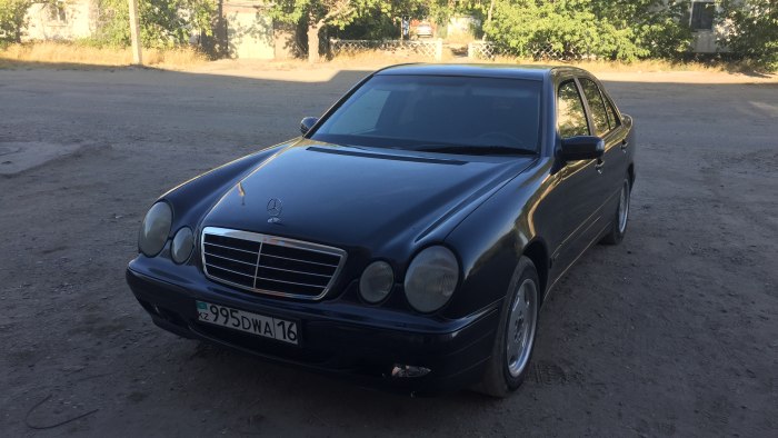 Мерседес е240 w210
