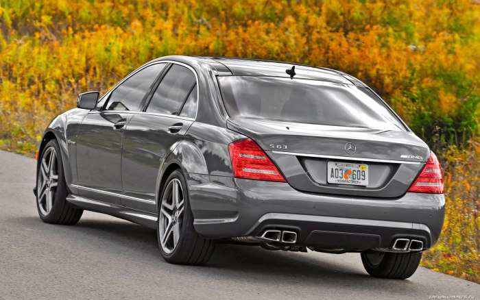 Mercedes s63 AMG w221