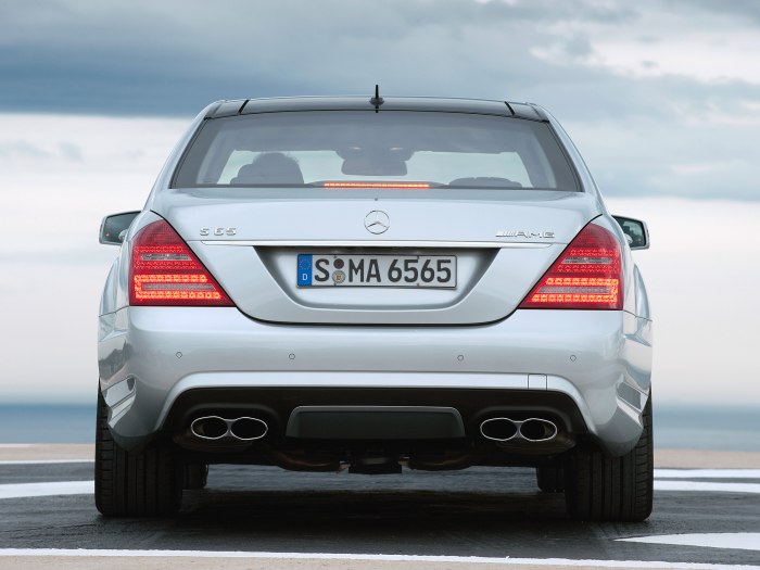 Mercedes Benz s65 AMG w221