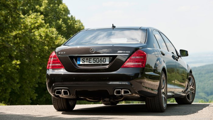 S63 AMG w221