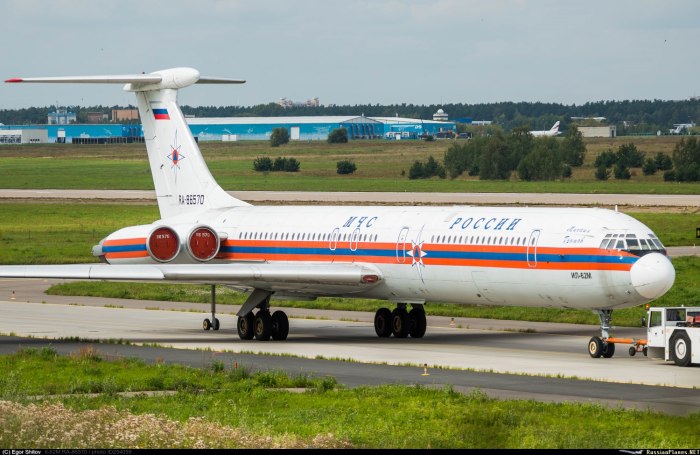 Ил-62 пассажирский самолёт