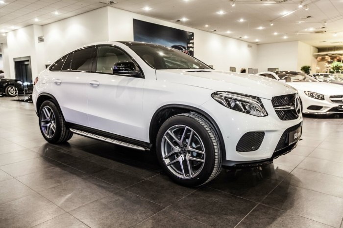 Мерседес GLE купе белый 2021