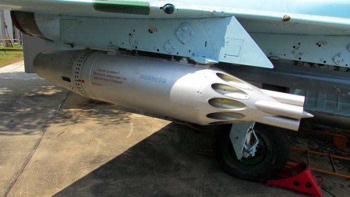 Lau-10 Rocket pod