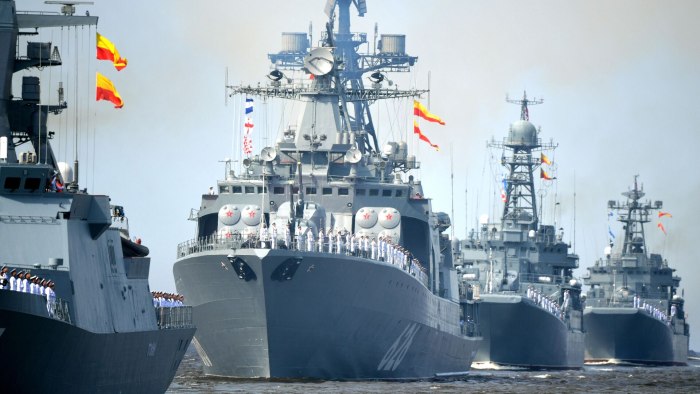 Кронштадт парад кораблей
