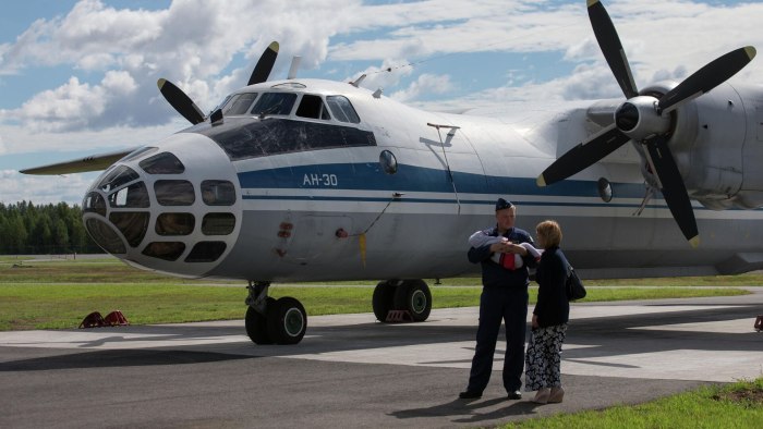 Самолет АН-30м