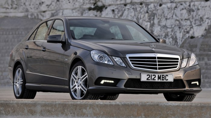 Mercedes Benz e220