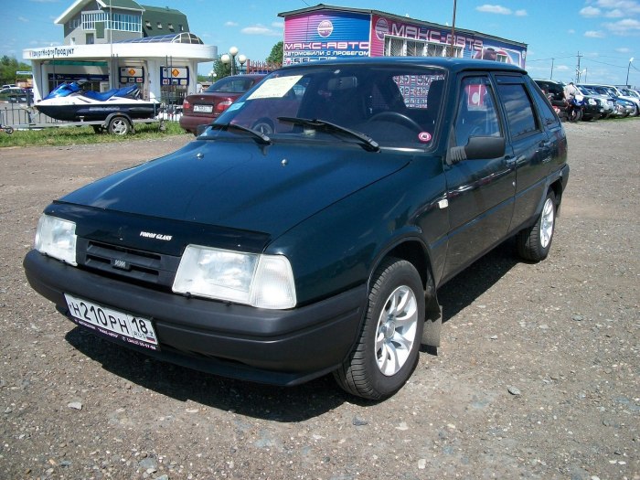 ИЖ-2126 компакт-кар