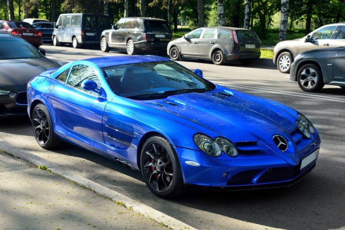 Mercedes Benz SLR MCLAREN Blue