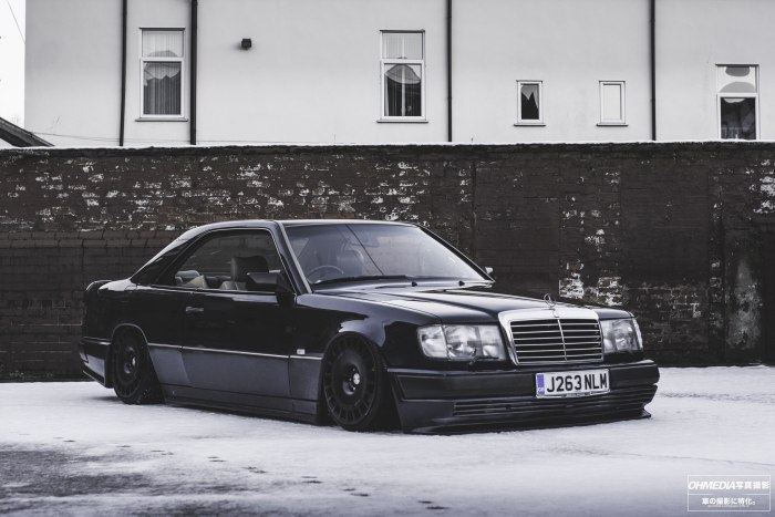 Mercedes-Benz w124 черный