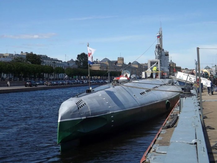 Подводная лодка-музей в Санкт-Петербурге Санкт-Петербург с 189
