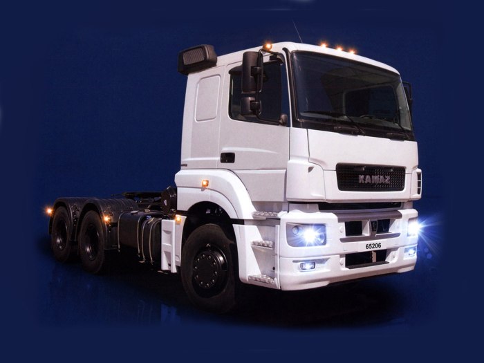 КАМАЗ 65206 фура