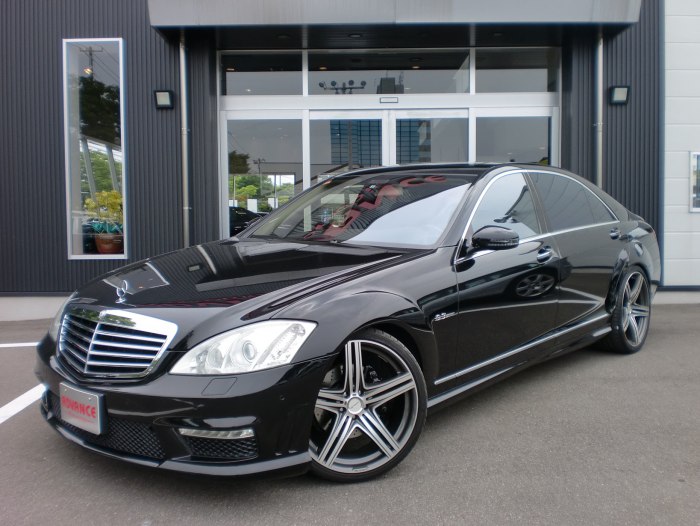 Mercedes Benz w221 AMG