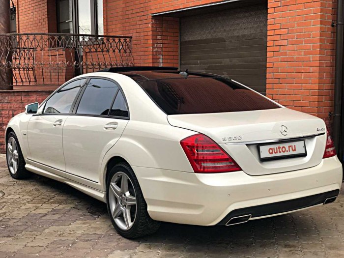 Mercedes s class 221