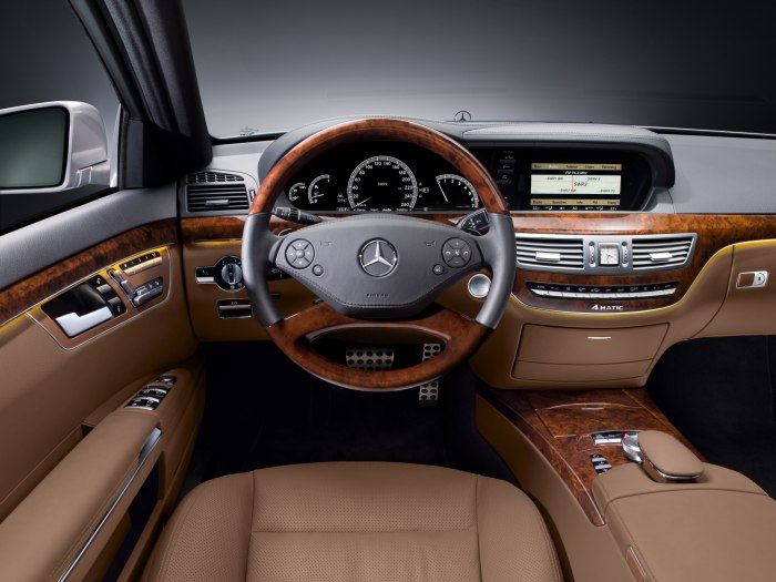 Mercedes Benz w221 AMG салон