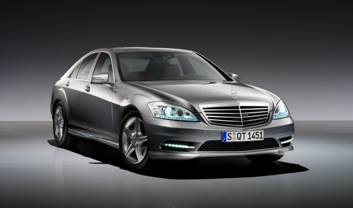 Mercedes-Benz s-class w221