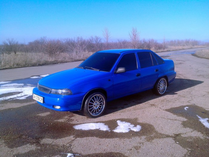 Daewoo Nexia 1 синий