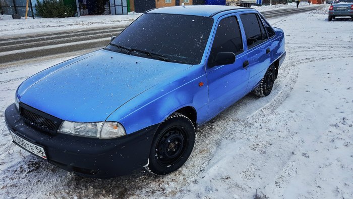 Daewoo Nexia 1 синий