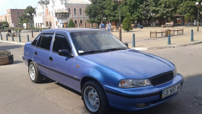 Daewoo Nexia 1 синий