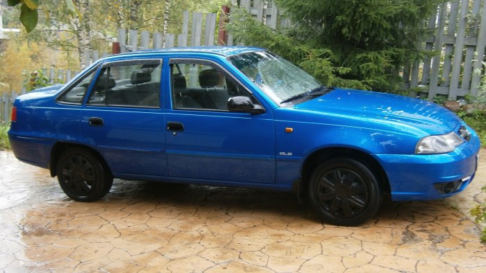 Daewoo Nexia n150 синяя
