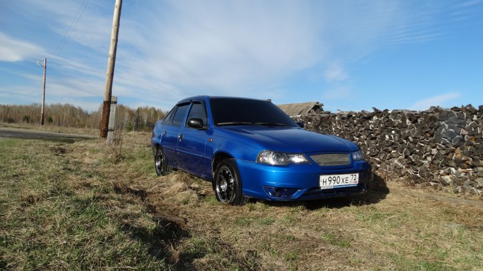 Синяя Нексия n150