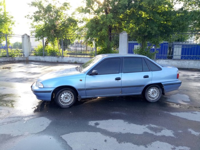 Дэу Нексия 100