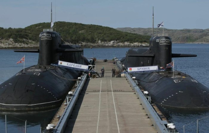 Атомная подводная лодка Брянск