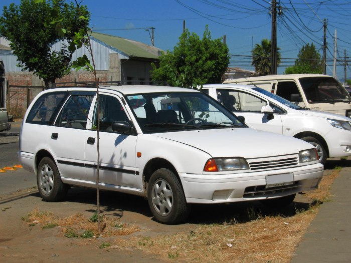 Ниссан Авенир 1995