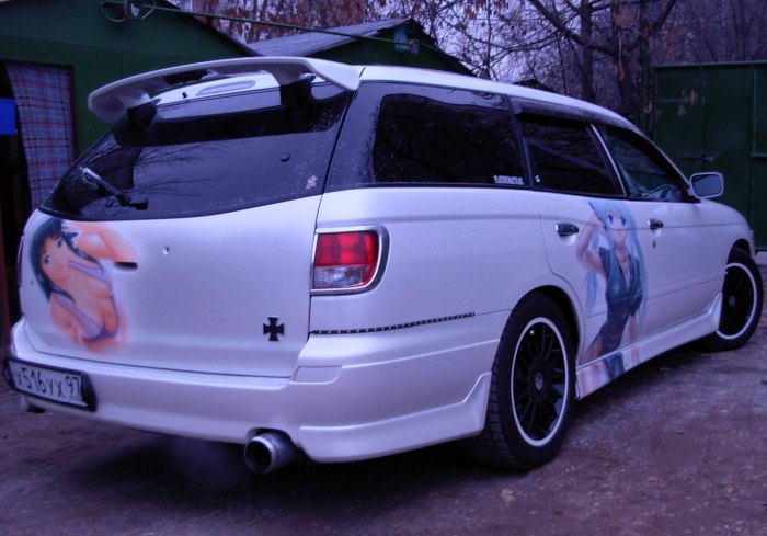 Nissan Avenir стенс