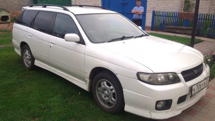 Ниссан Авенир салют х 1998