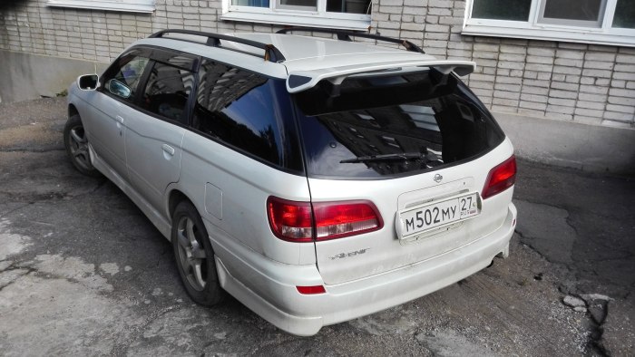 Спойлер Ниссан Авенир w11
