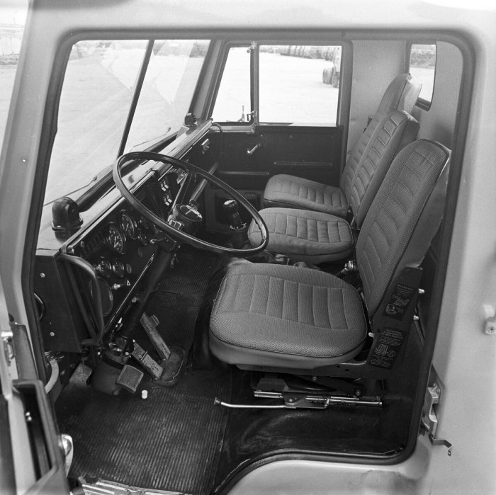 КАМАЗ 5320 салон кабины