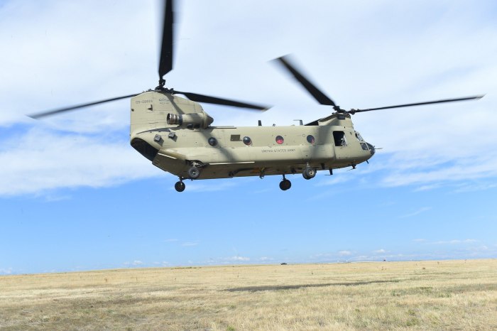 Вертолет Ch-47 Chinook