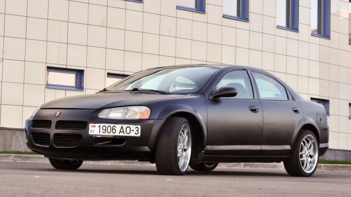 Dodge Stratus 2 Black