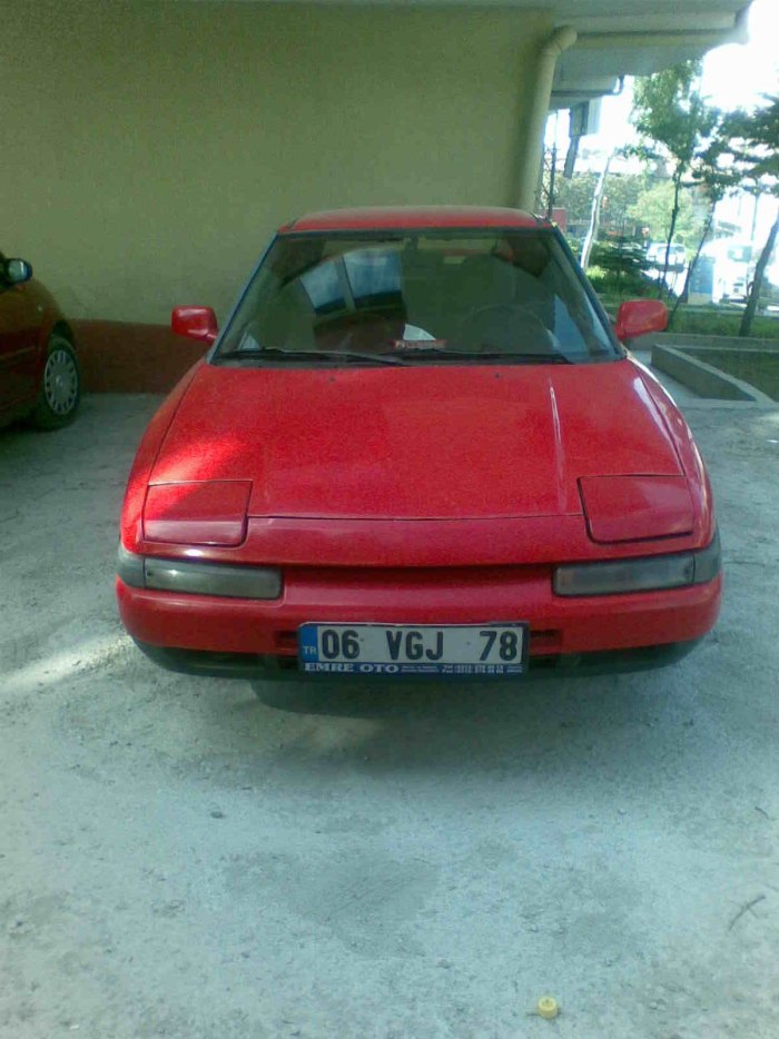 Nissan 323f
