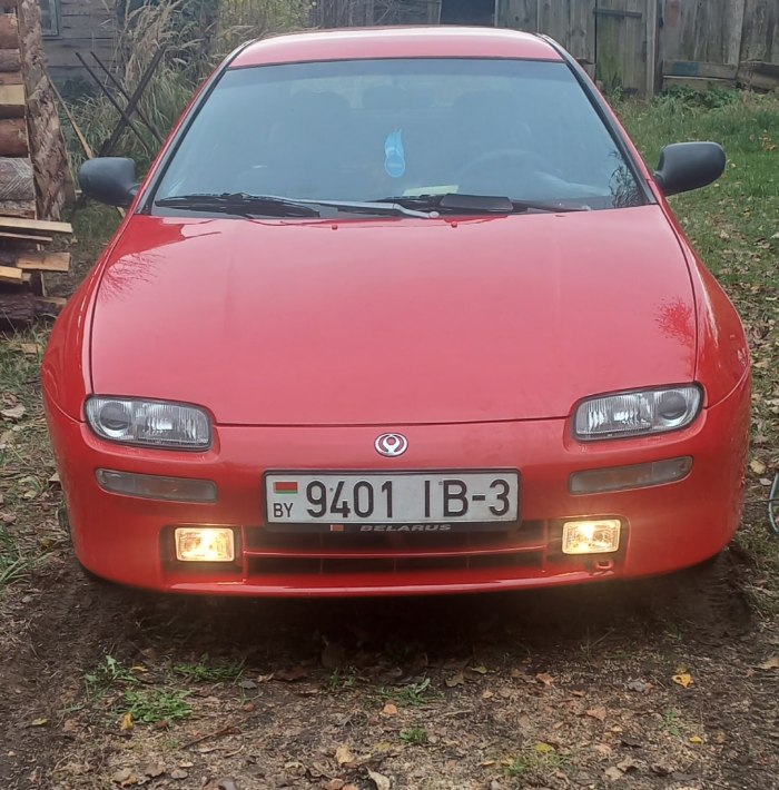 Mazda 326f